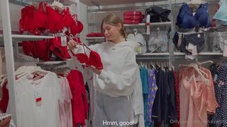 Anna Ralphs Forgot Money At Home Video Released